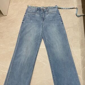 CAbi Fall 2025 NWOT Venice Jeans